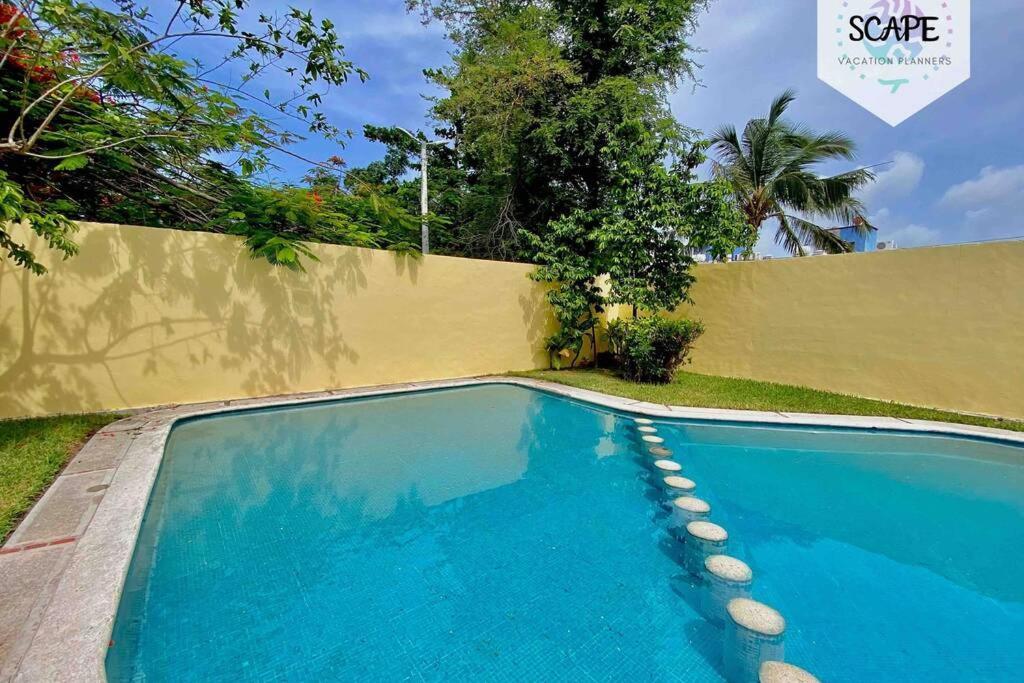 AMPLIA Y CÁLIDA CASA cerca de plaza LAS AMERICAS Cancún Exterior foto