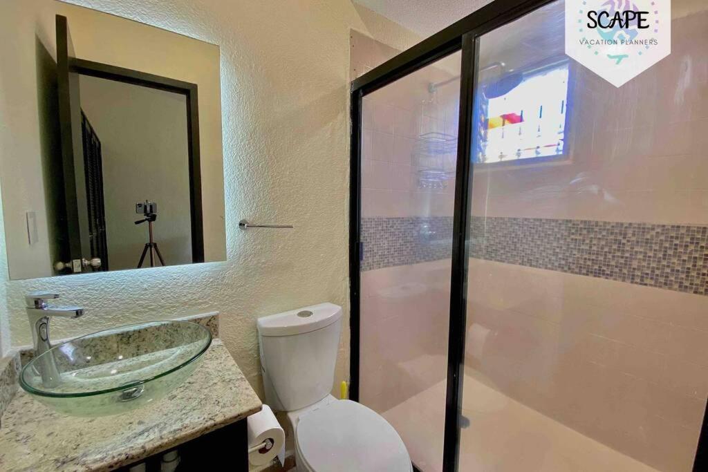 AMPLIA Y CÁLIDA CASA cerca de plaza LAS AMERICAS Cancún Exterior foto