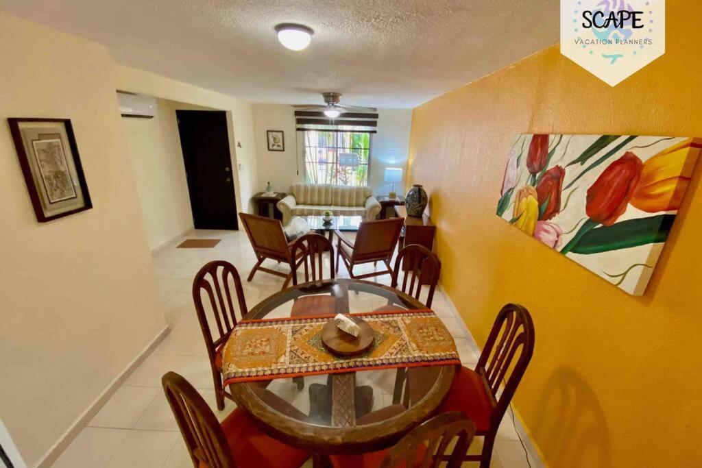 AMPLIA Y CÁLIDA CASA cerca de plaza LAS AMERICAS Cancún Exterior foto