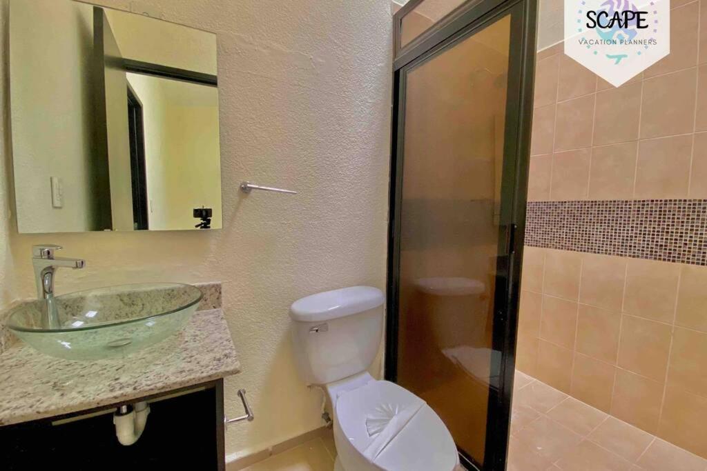 AMPLIA Y CÁLIDA CASA cerca de plaza LAS AMERICAS Cancún Exterior foto