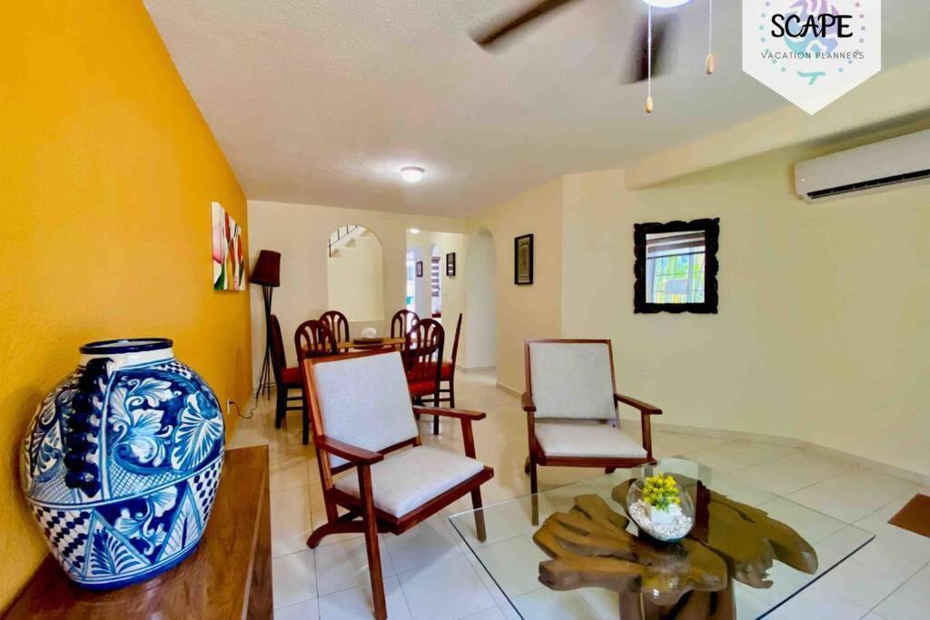 AMPLIA Y CÁLIDA CASA cerca de plaza LAS AMERICAS Cancún Exterior foto